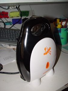Maker penguin waffle