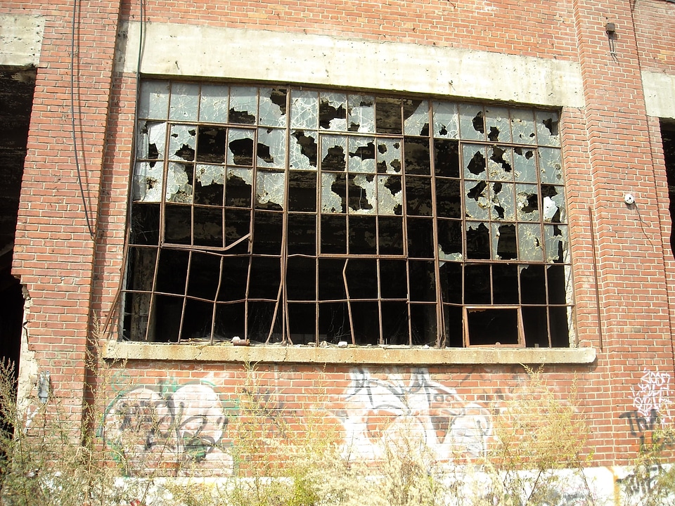 Glass window 