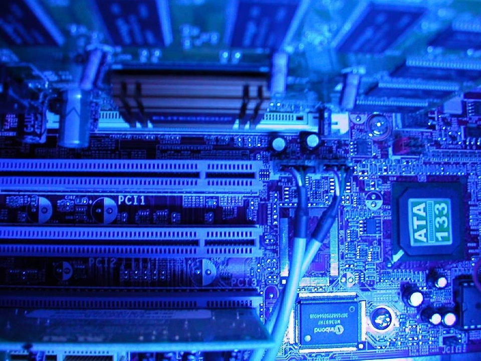 Cable chip computer
