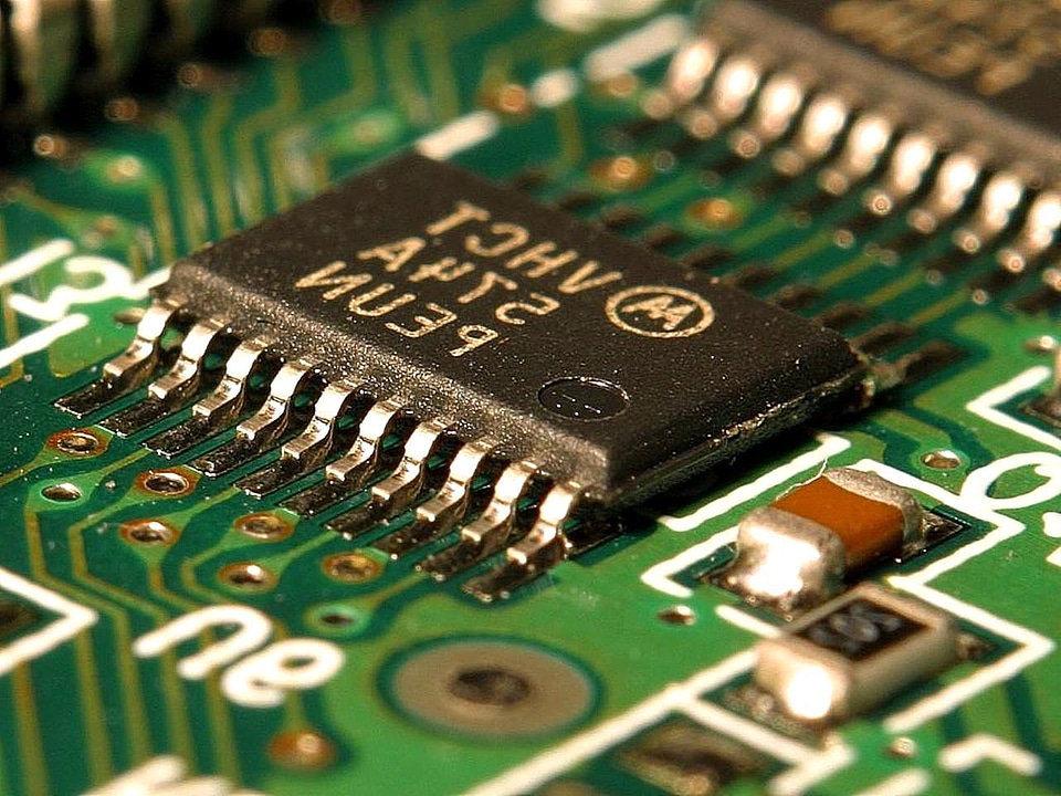 Boards chip component