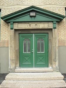 Doorway greenery 