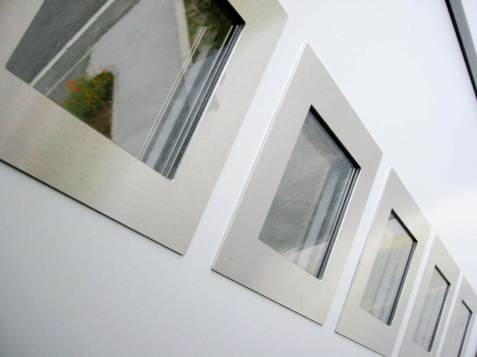 Gallery window 