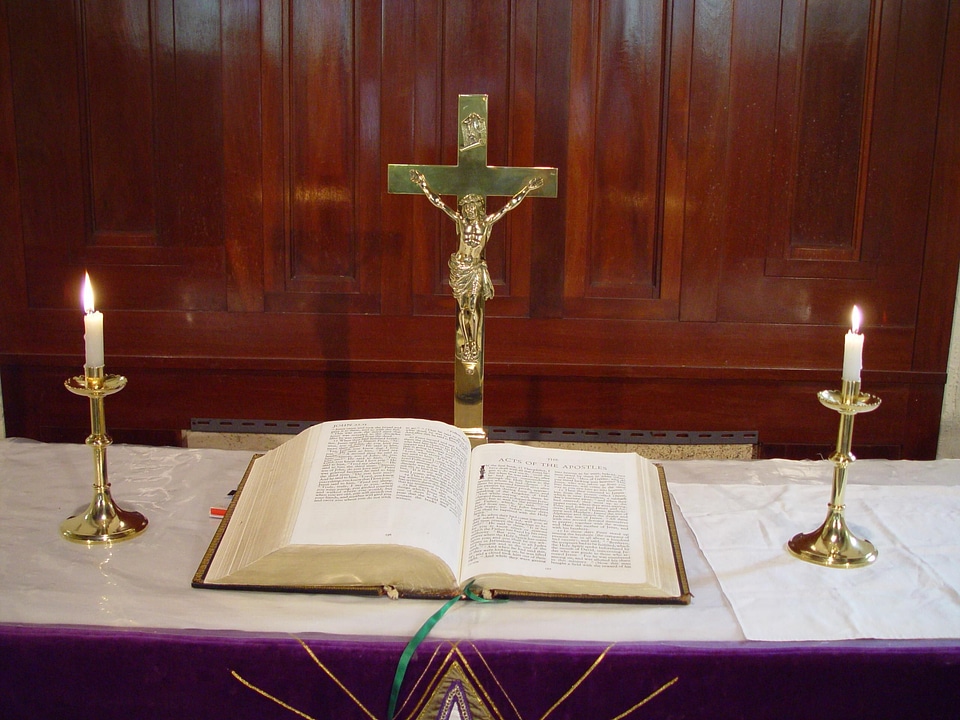 Altar bible 