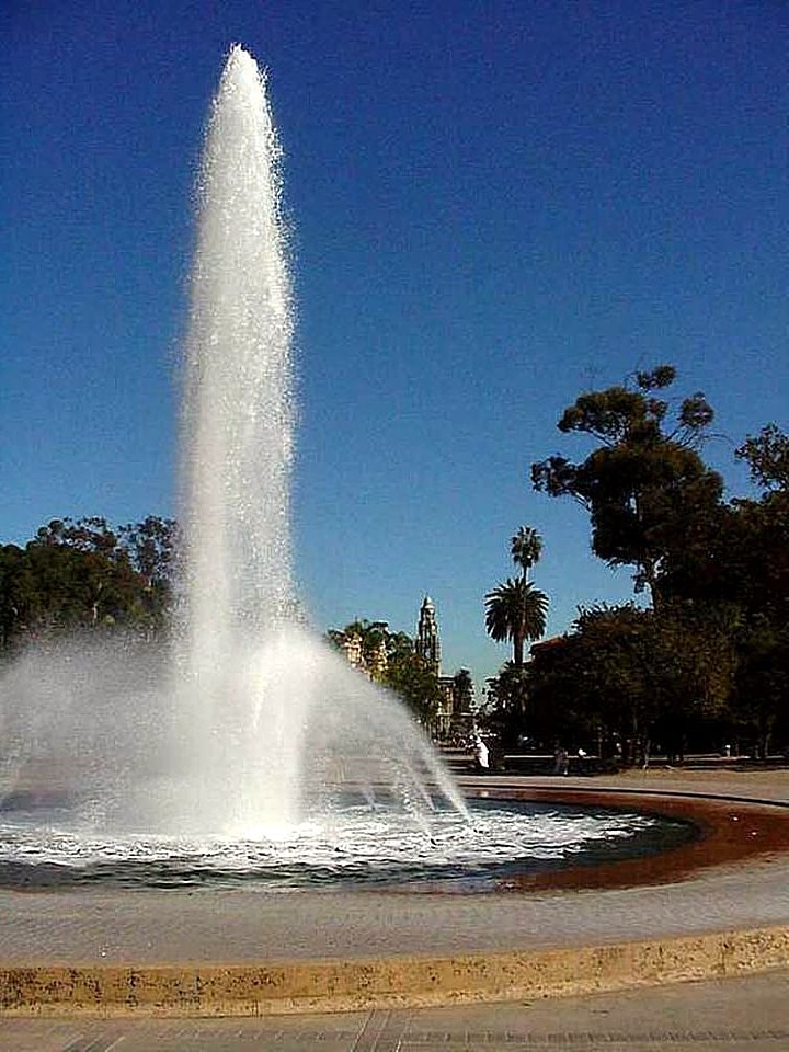 Balboa fountain park