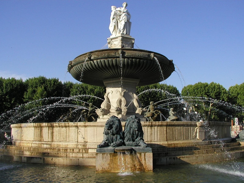Art beautiful photo fountain