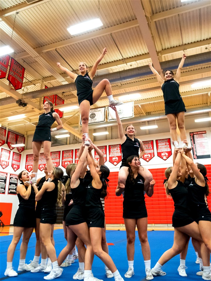 Cheer-9354