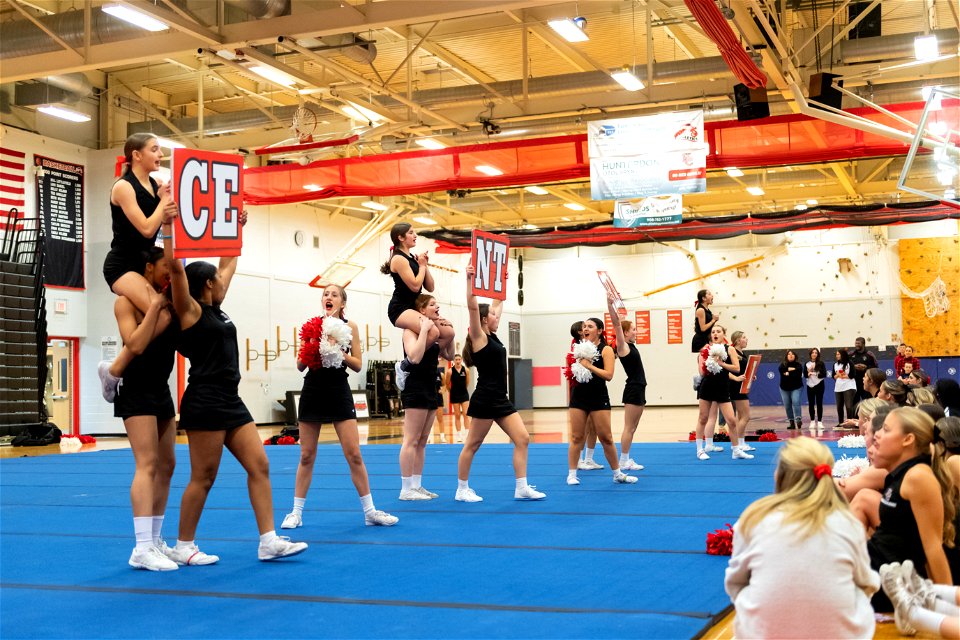 Cheer-9164