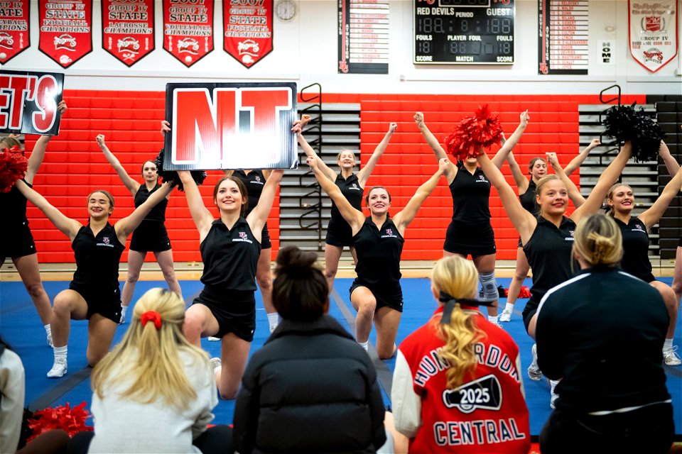 Cheer-9115