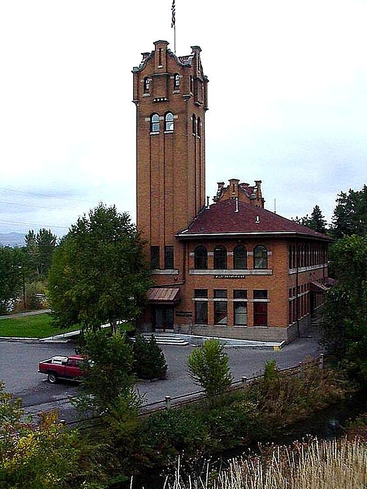 Station train photo