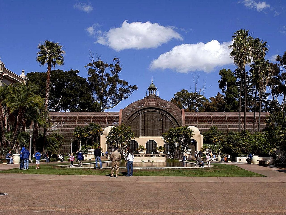 Balboa botanic botanical