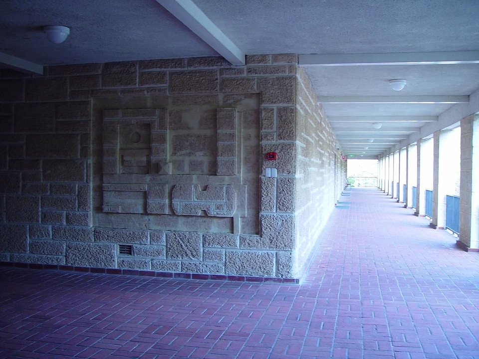 Building limestone wall
