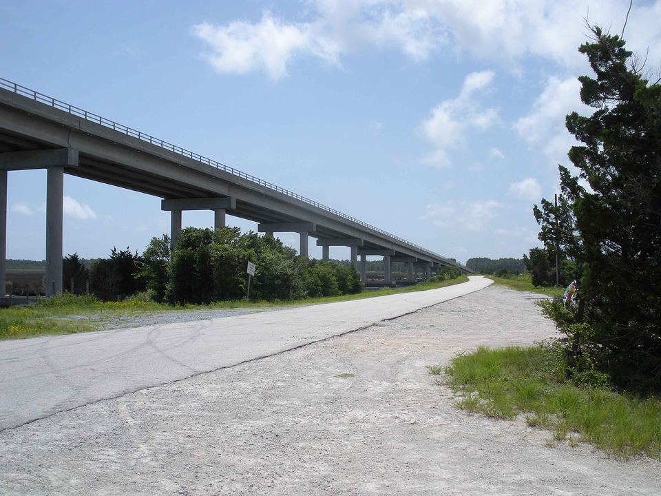 Bridge building modern