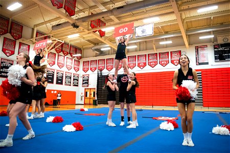 Cheer-9385