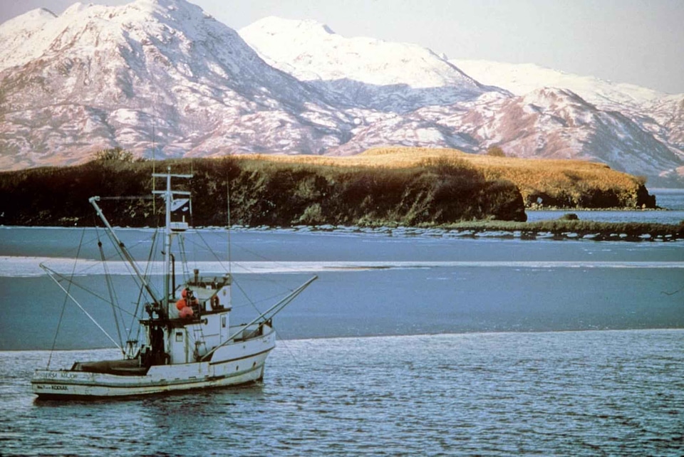 Boot transport water