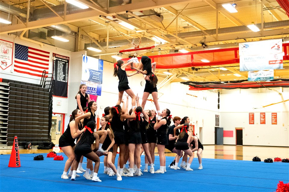 Cheer-9225