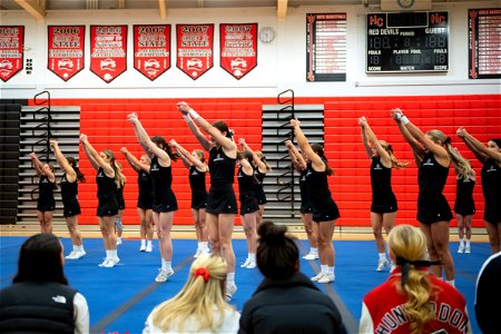 Cheer-9044