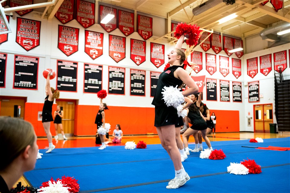 Cheer-9383