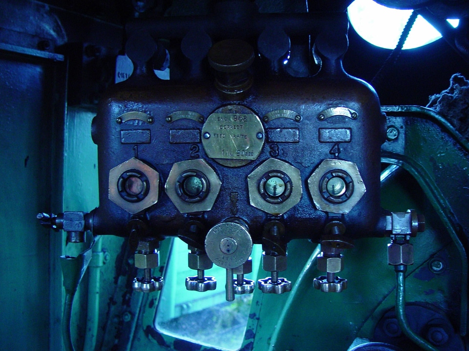 Locomotive regulator steam