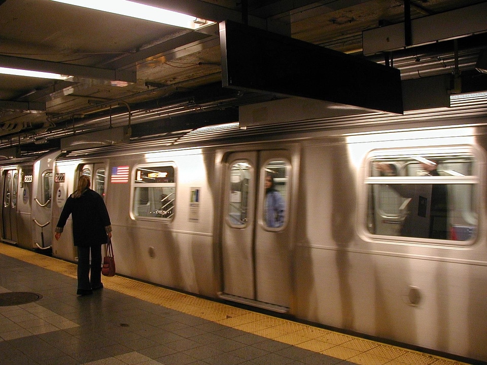 Station subway train photo