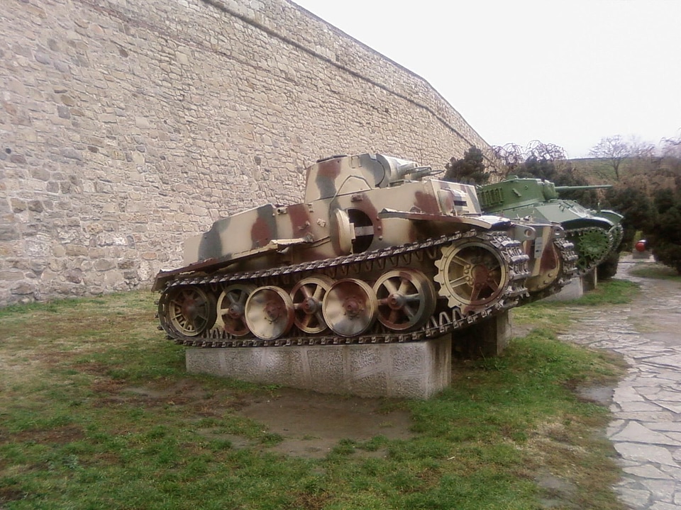 Camouflage combat fighting