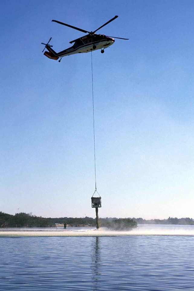 Bucket helicopter 