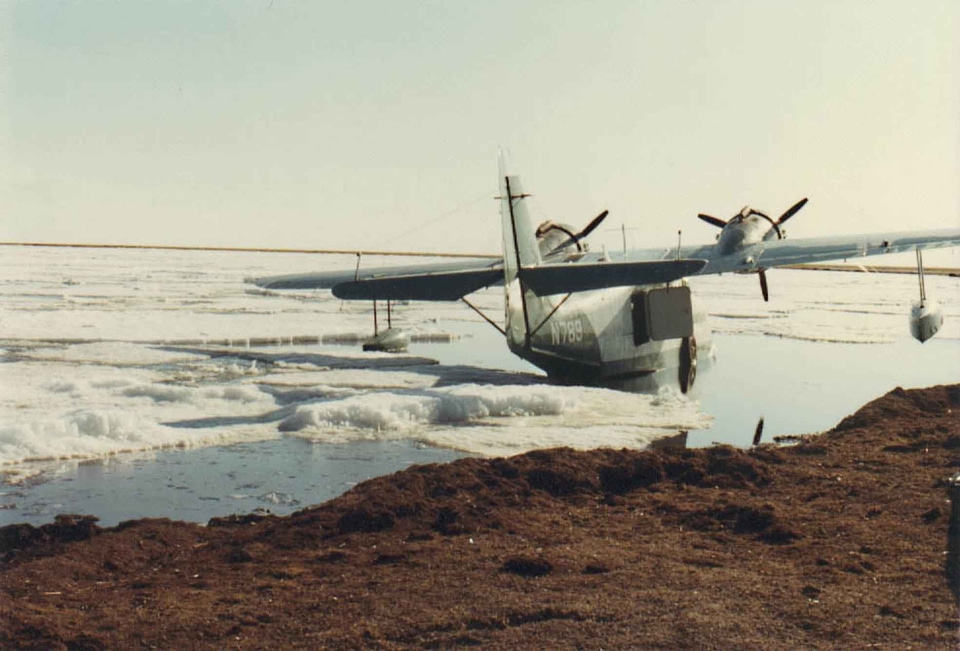 Airplane mare water