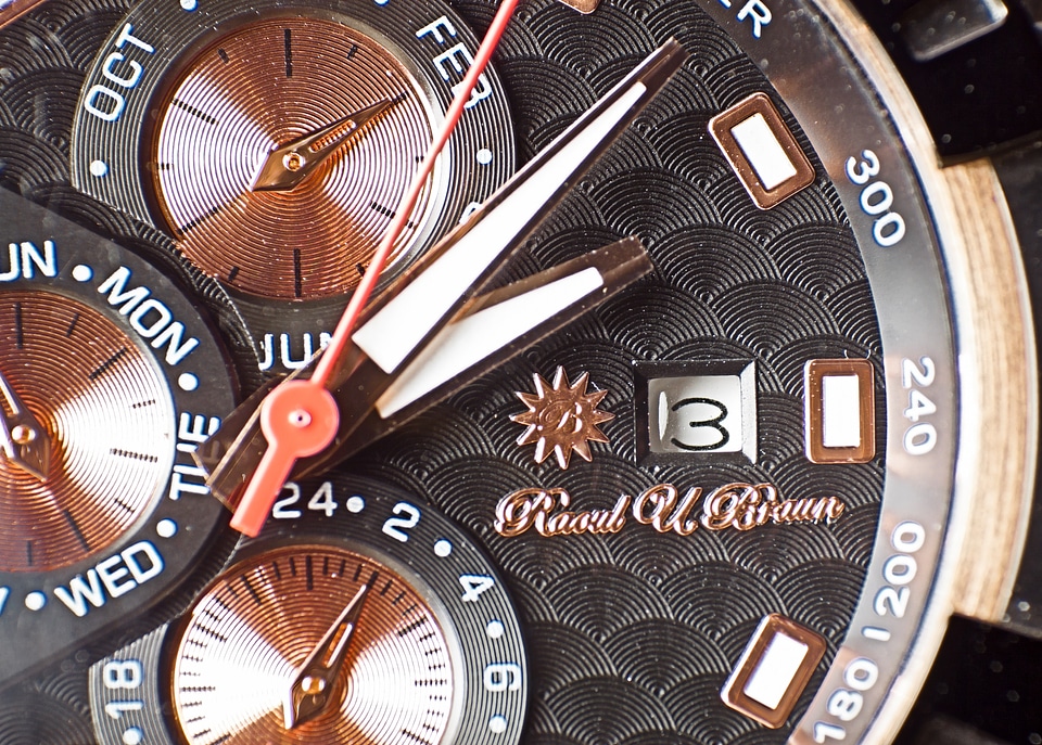 Macro retro clock