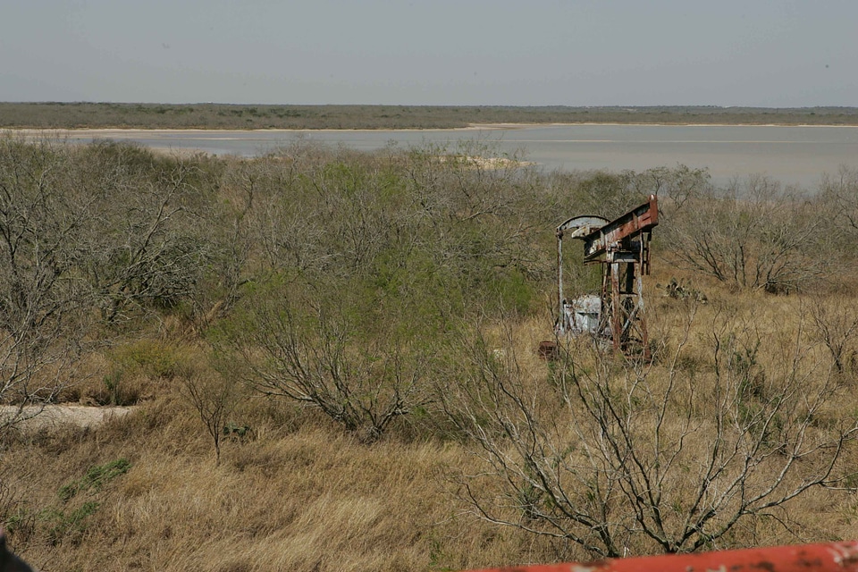 Bomb estate gas well