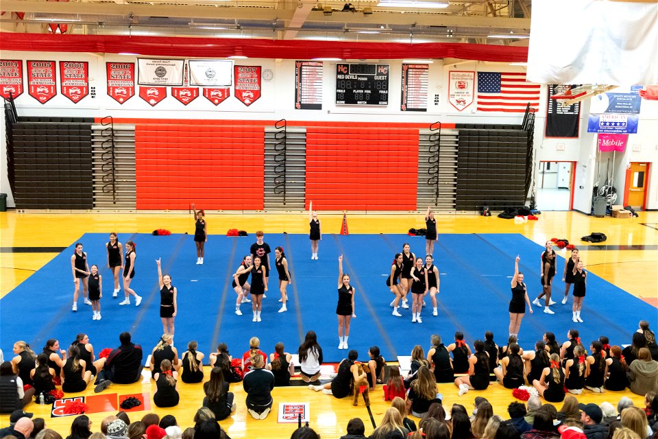 Cheer-9195