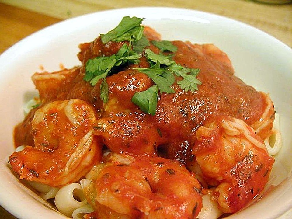 Boiling food prawn