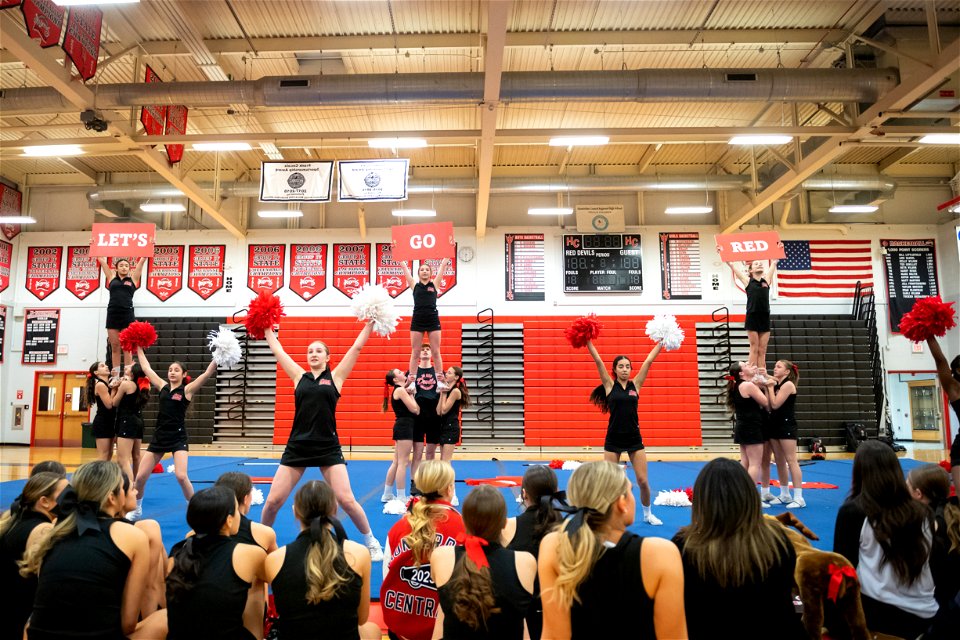 Cheer-9028