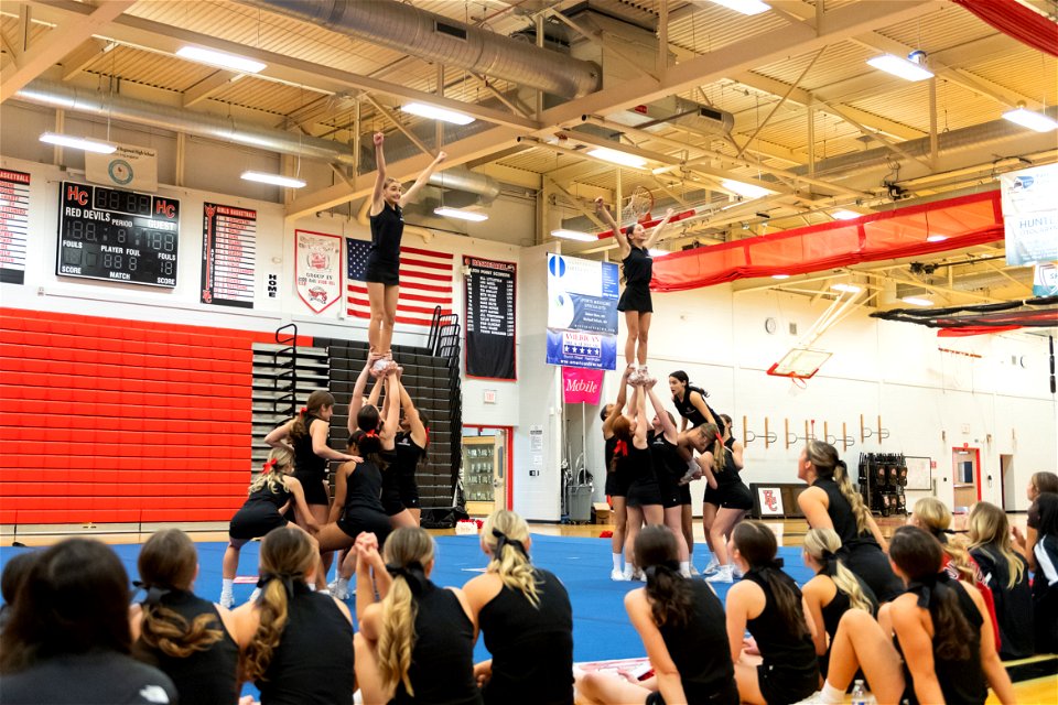 Cheer-9184