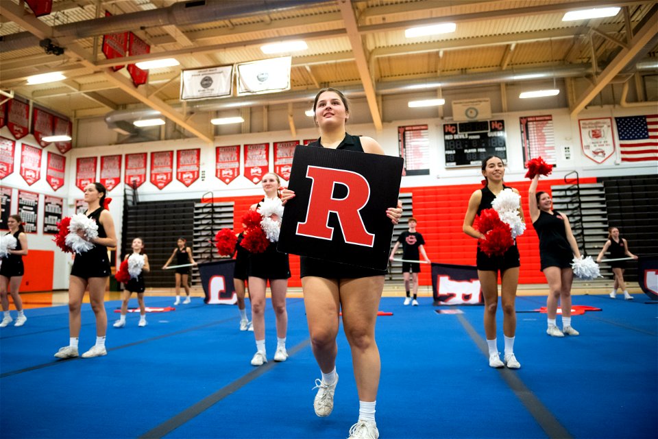 Cheer-9355
