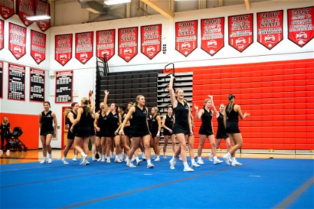 Cheer-9235