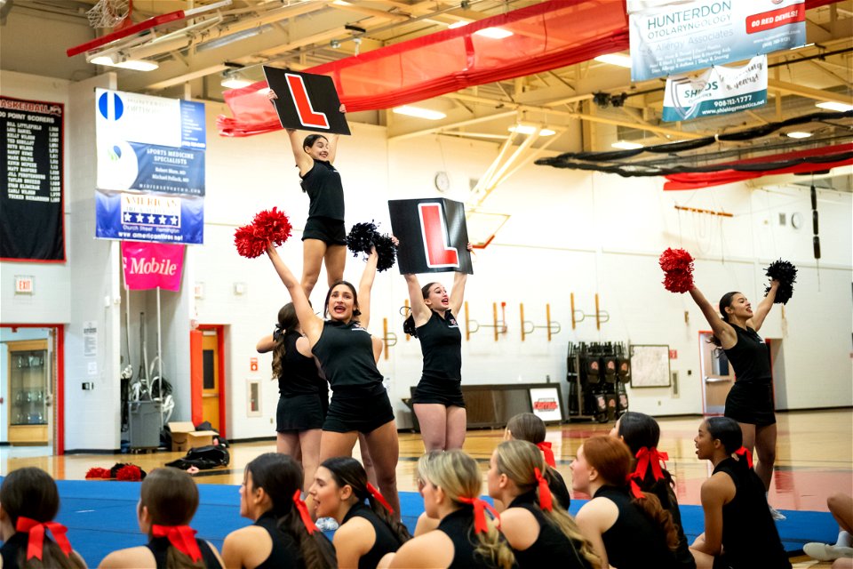 Cheer-9091