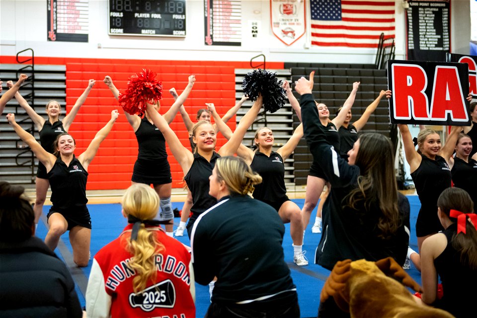 Cheer-9114