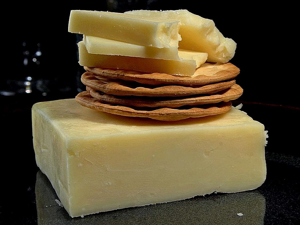 Cheddar cheese white