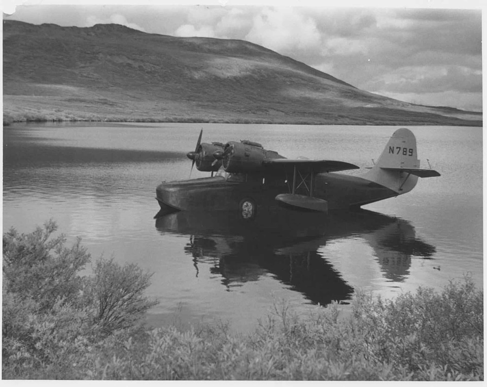 Aircraft lake transport