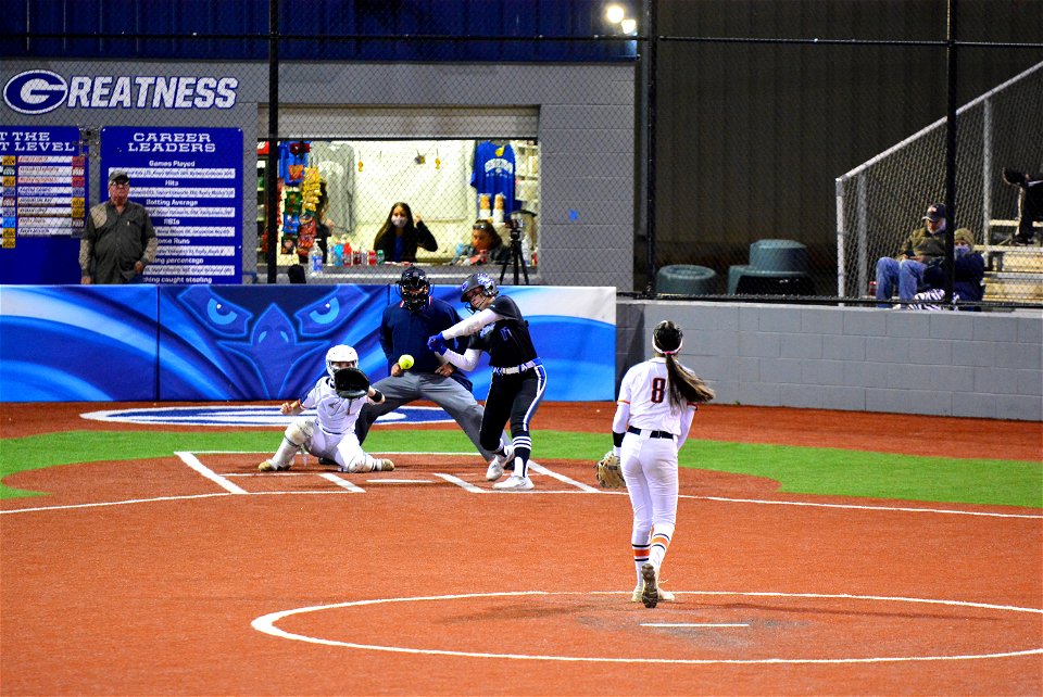 G town vs. Glenn