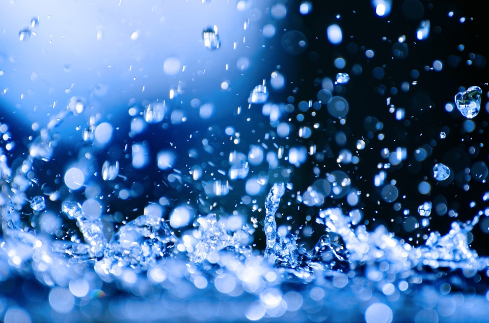 Pouring photo clear