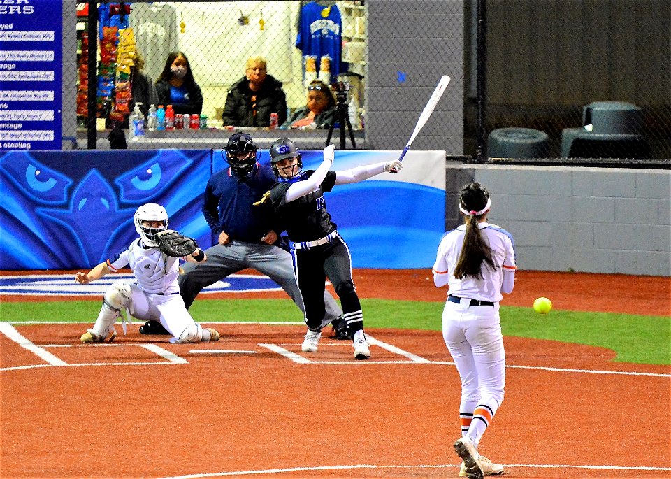 G town vs. Glenn