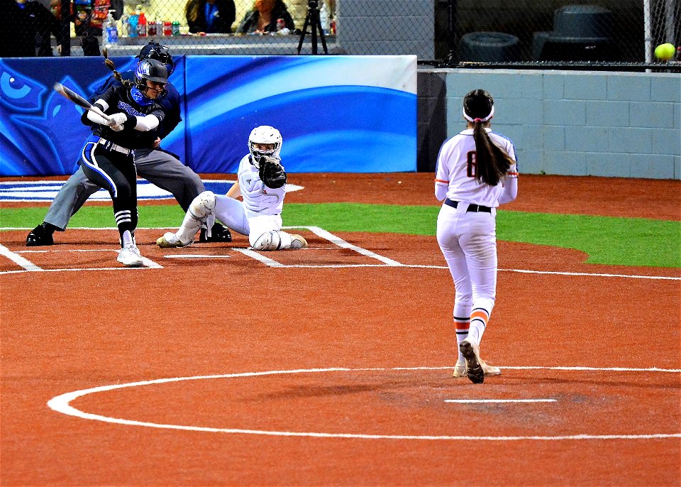 G town vs. Glenn