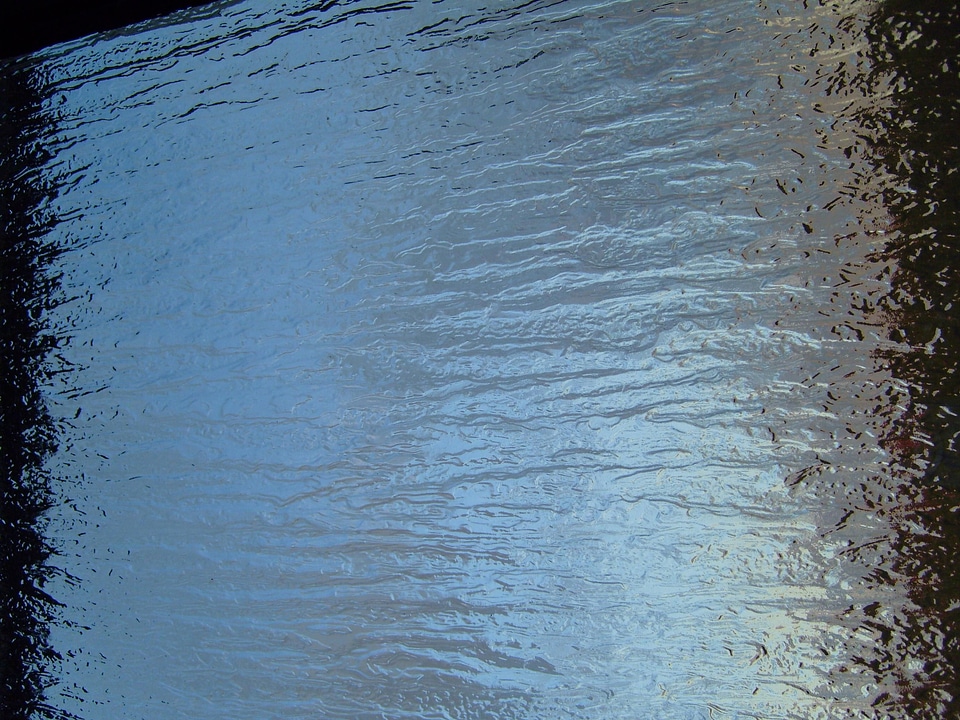 Glass ice 