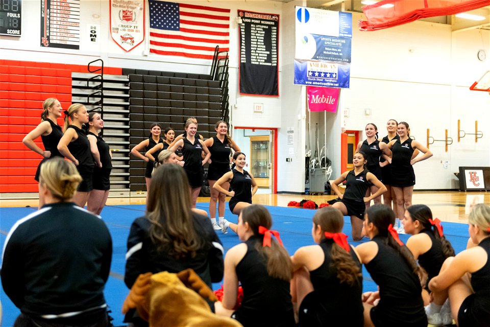 Cheer-9035