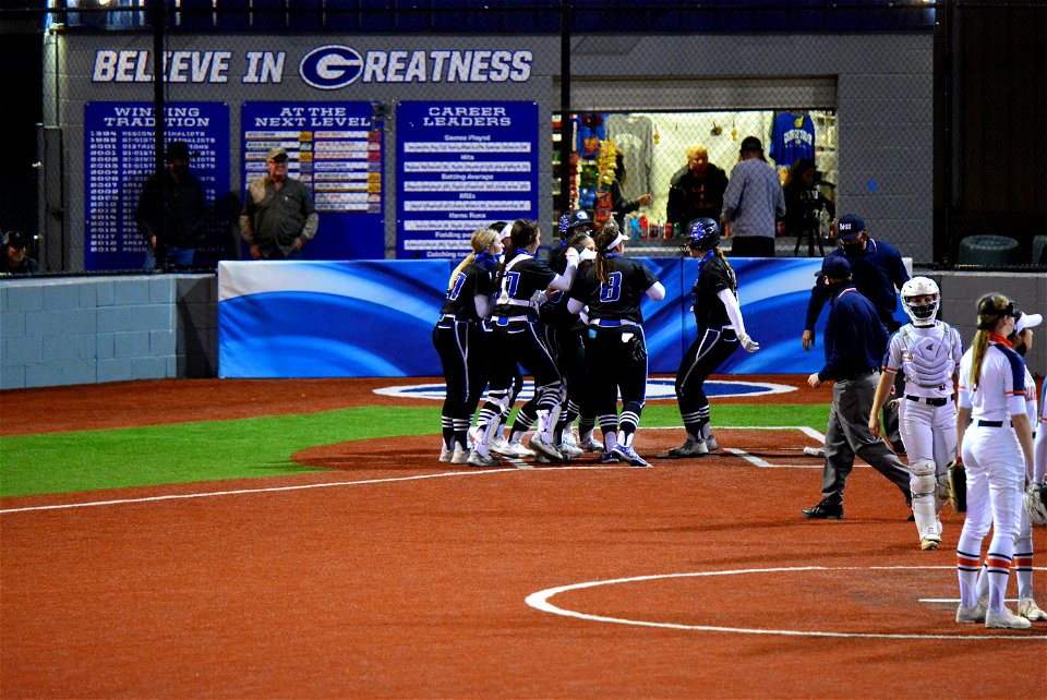 G town vs. Glenn