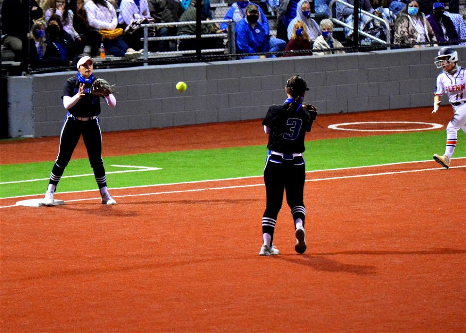 G town vs. Glenn