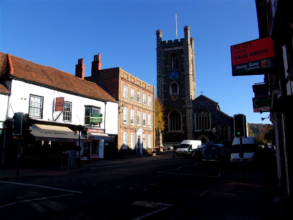 Henley 32