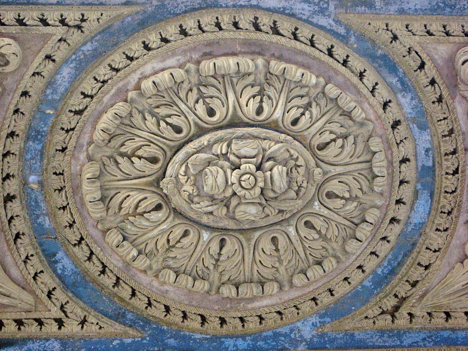Architecture sculpture 