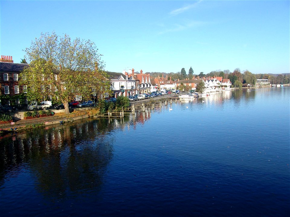 Henley 04