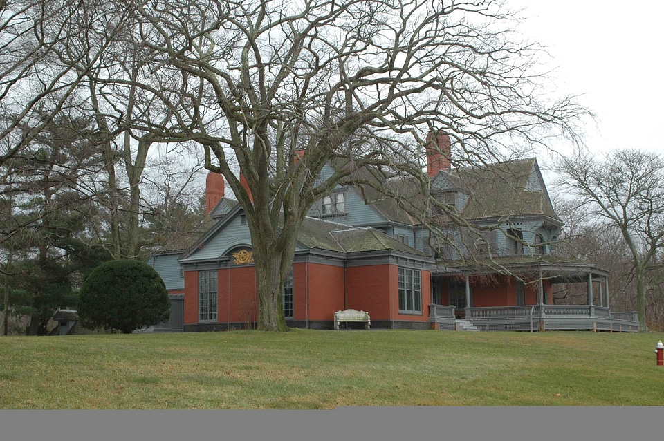 Chairman hill home